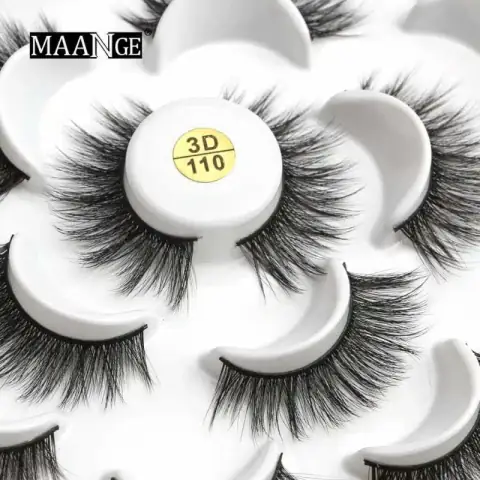 Maange 3D false eyelashes, 10 black pairs neatly arranged in clear tray packaging.