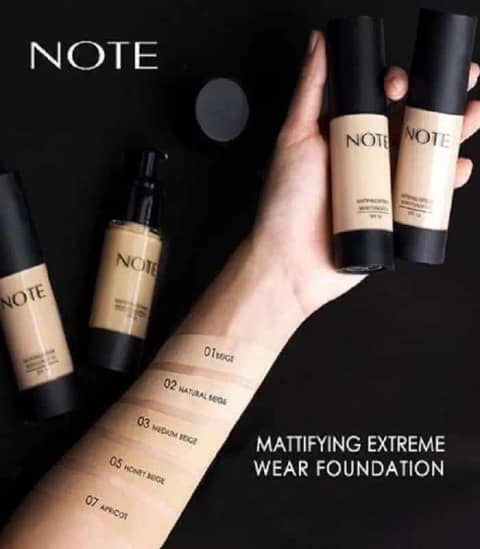 Note Mattifying Extreme Wear Foundation in a clear glass bottle with black pump and cap, light beige shade.